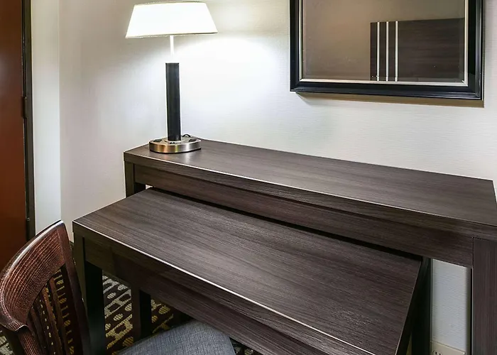 Travelodge By Wyndham Commerce Los Angeles Area